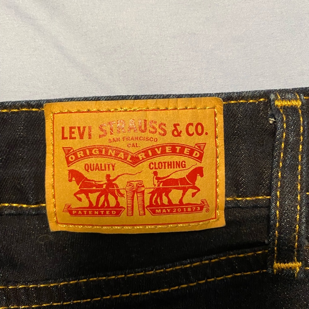 Levi’s skinny jeans